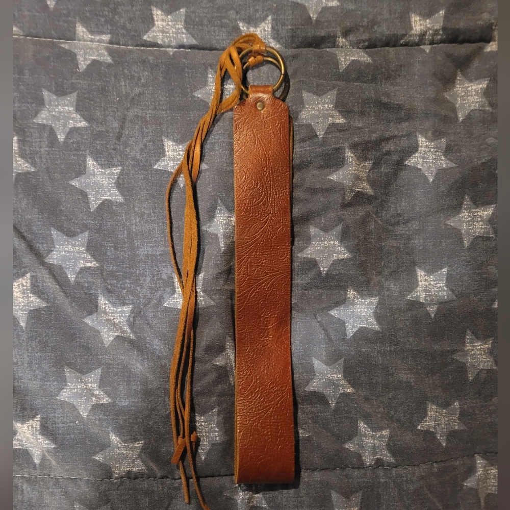 Vintage (early 2000s) Brown leather belt (I LOVE OFFERS)